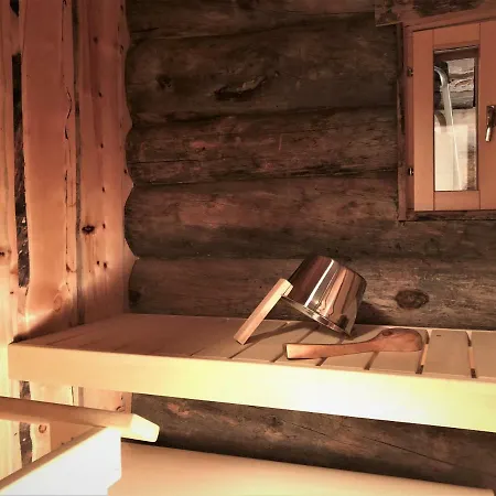 Little Bear - Pikkukarhu, Slopes 500m, Ski Tracks 100m, Lake 160m Holiday home *