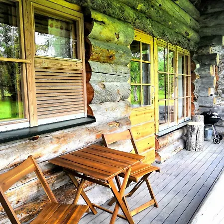 Little Bear - Pikkukarhu, Slopes 500m, Ski Tracks 100m, Lake 160m Semesterbostad