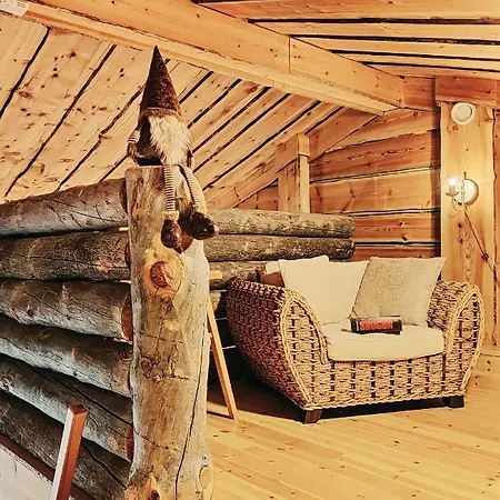 Little Bear - Pikkukarhu, Slopes 500m, Ski Tracks 100m, Lake 160m Holiday home *